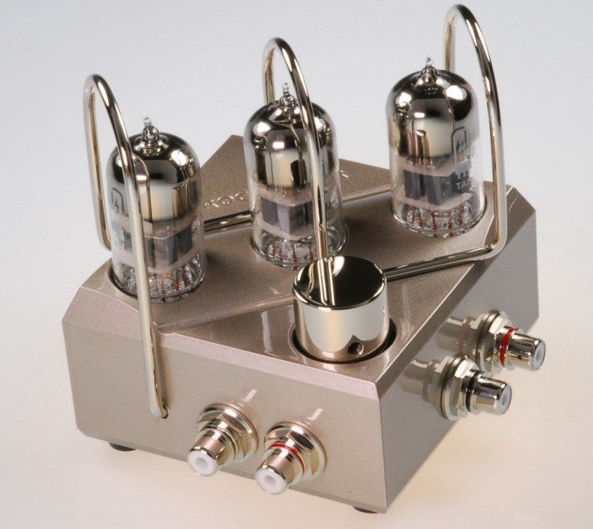 PHONOMAX phonostage amplifier by Brocksieper, silver