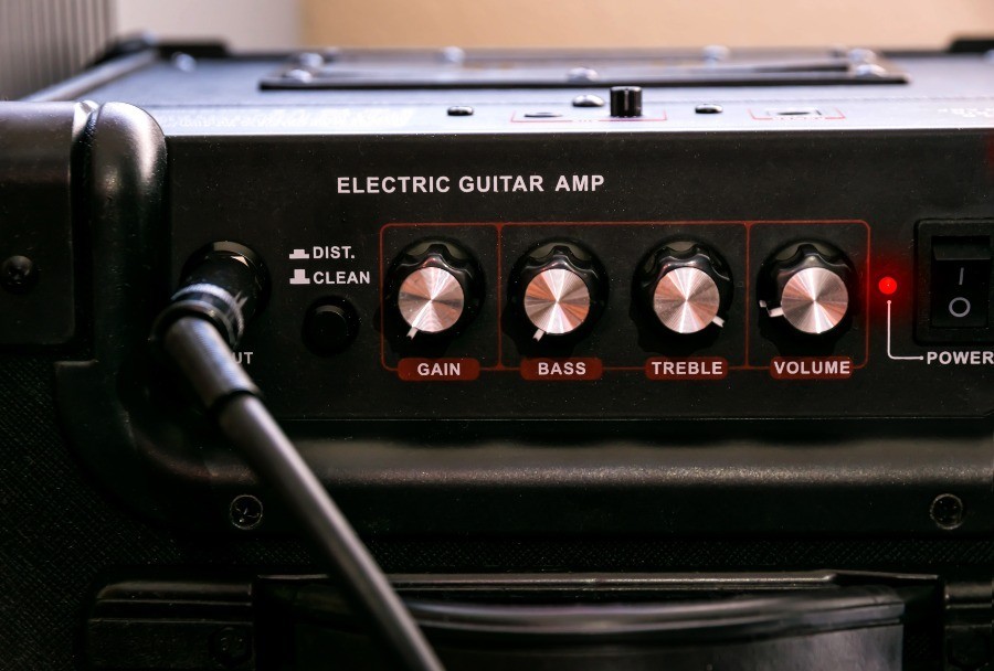 Electric Guitar Amp - Gain am Verstärker